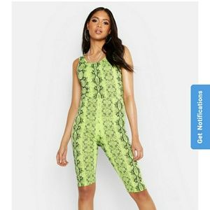 SOLD ON MERCAR¡ Tall neon snake print unitard